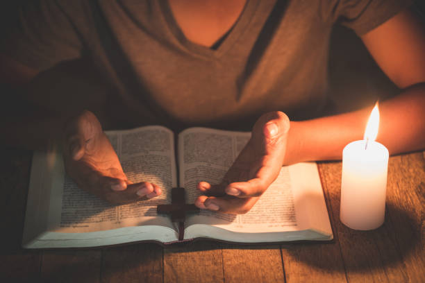 30 Bible Verses About Bad Friends: What God Said